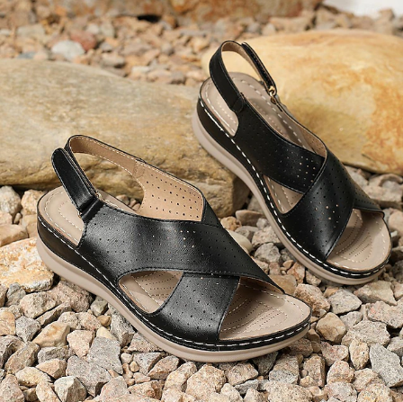 🔥Last Day 70% OFF - Women's Vacation Chunky Platform Classic Leather Sandals