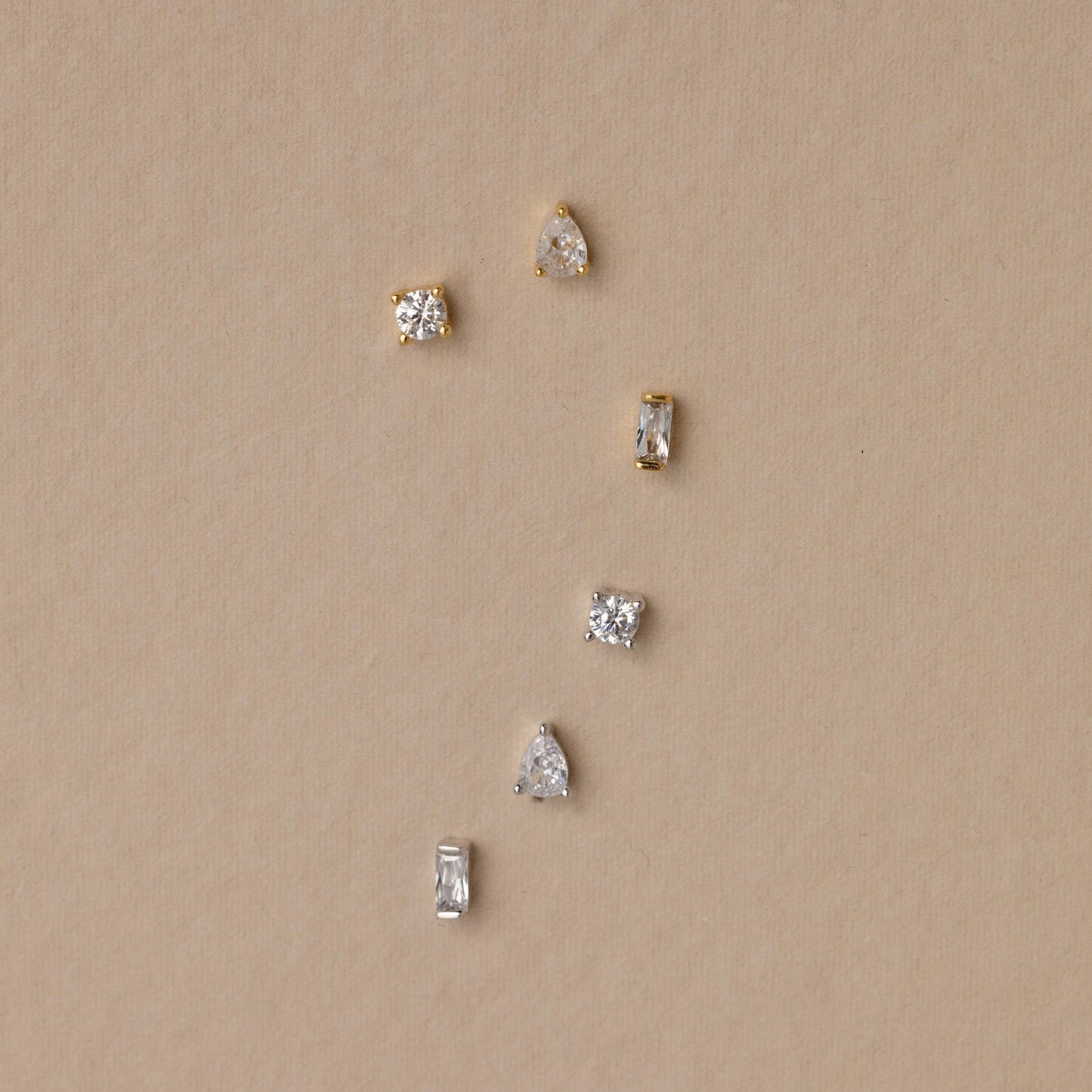 Mixed Diamond Flat Back Stud Set