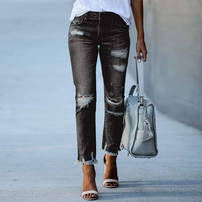 Wash Ripped Raw Hem Mid Rise Crop Jeans