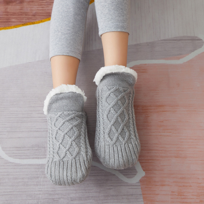 Aure Paris slipper-socks: Comfort and warmth for winter