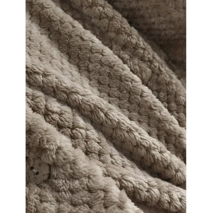 Aure Paris | Cozy Relaxed-Fit Ribbed Hooded Coat