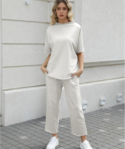 Women's 2-Piece Lounge Set – 3/4 Batwing Sleeve Capelet Top & Wide-Leg Pants