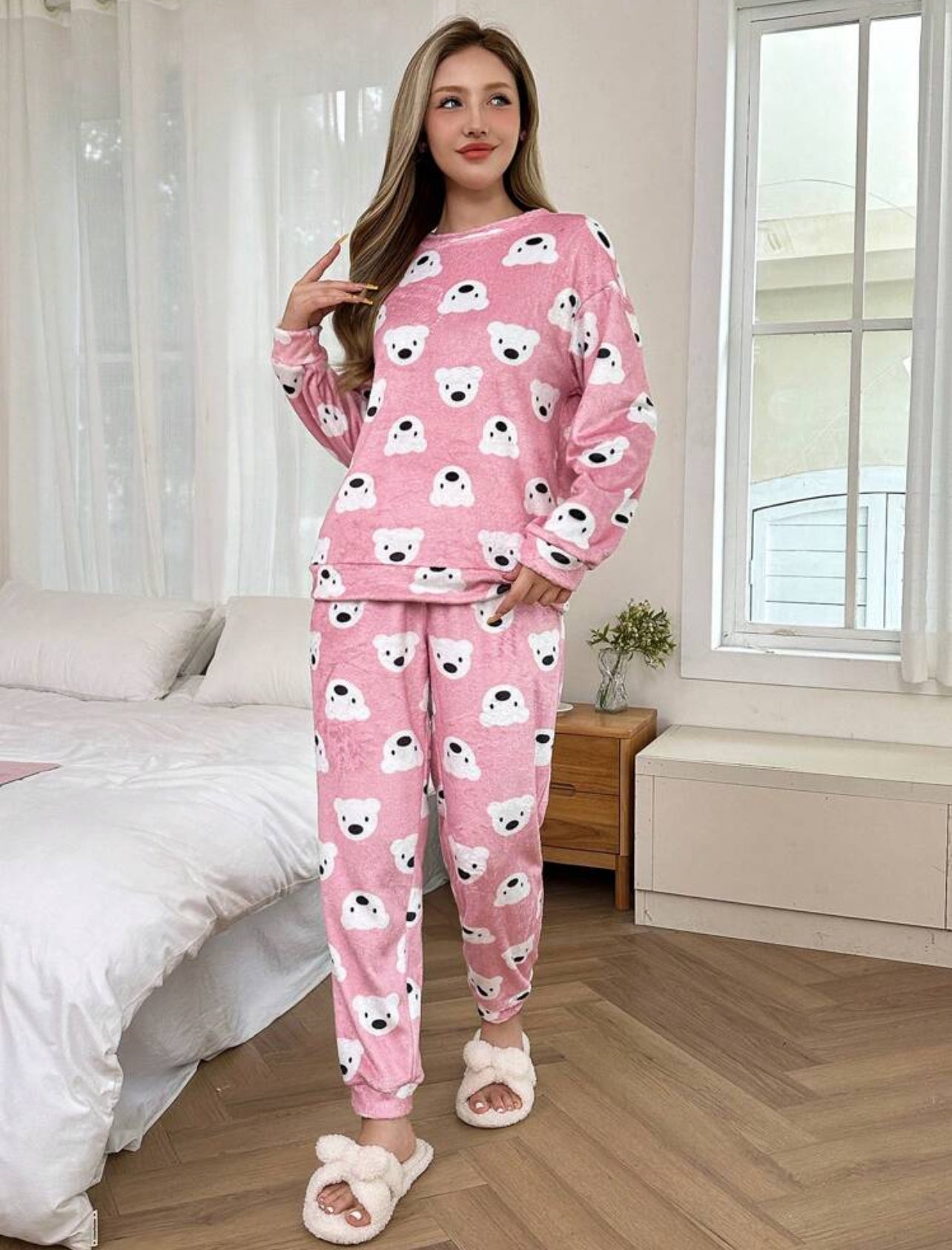 Plush Pajama Set with Cartoon Graphic Bears