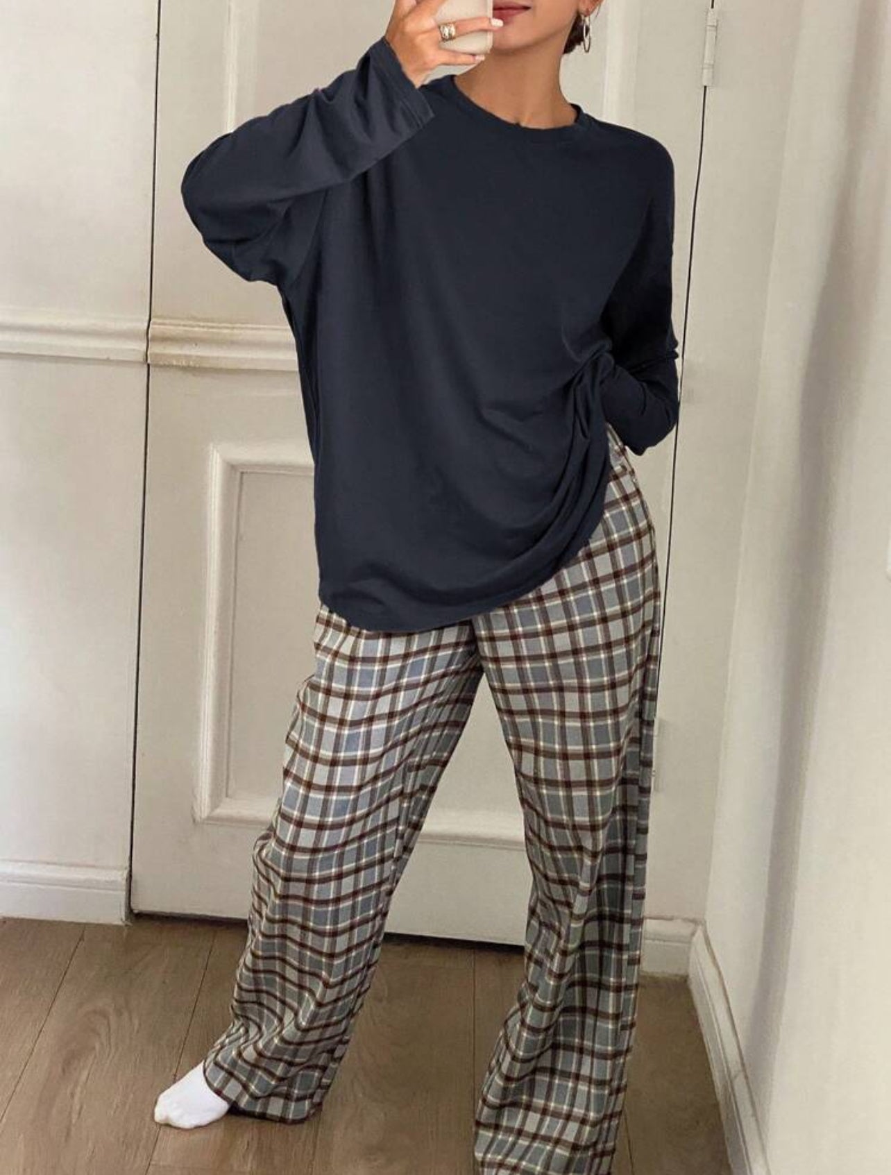 2 Piece Plaid Pants and Solid Top Pajama Lounge Set