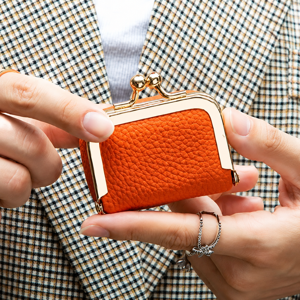 Thoughtful Genuine Leather Jewelry Box Gift for Her
