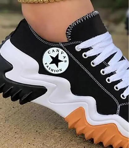 Eyelet Lace-up Contrast Paneled Muffin Sneakers
