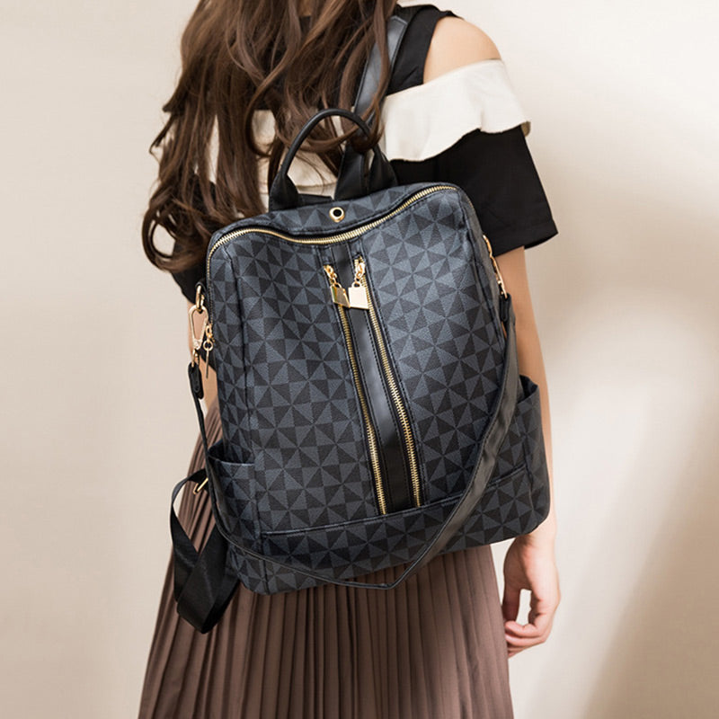 2026 Fashionable Large-Capacity Shoulder Bag