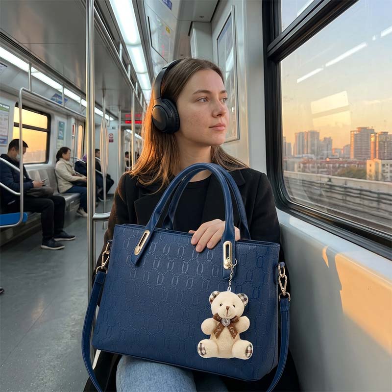 Women's Multifunctional 4-in-1 Leather Handbag